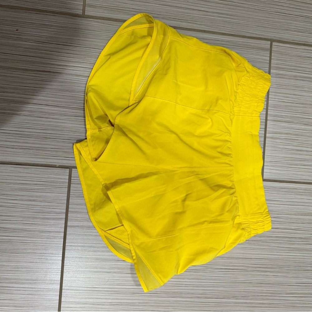 Lululemon HR Hotty Hot short 4in